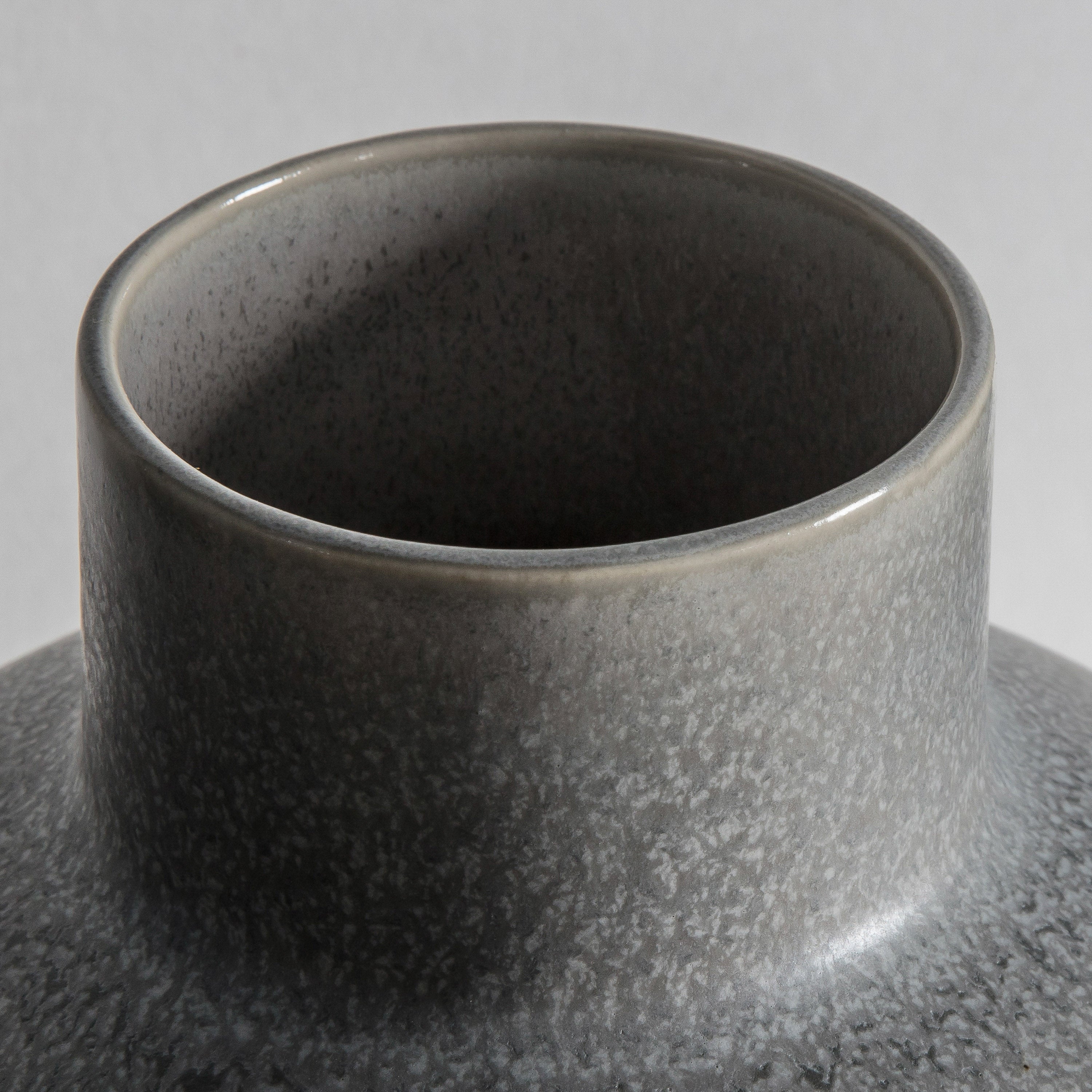 Leiden Vase