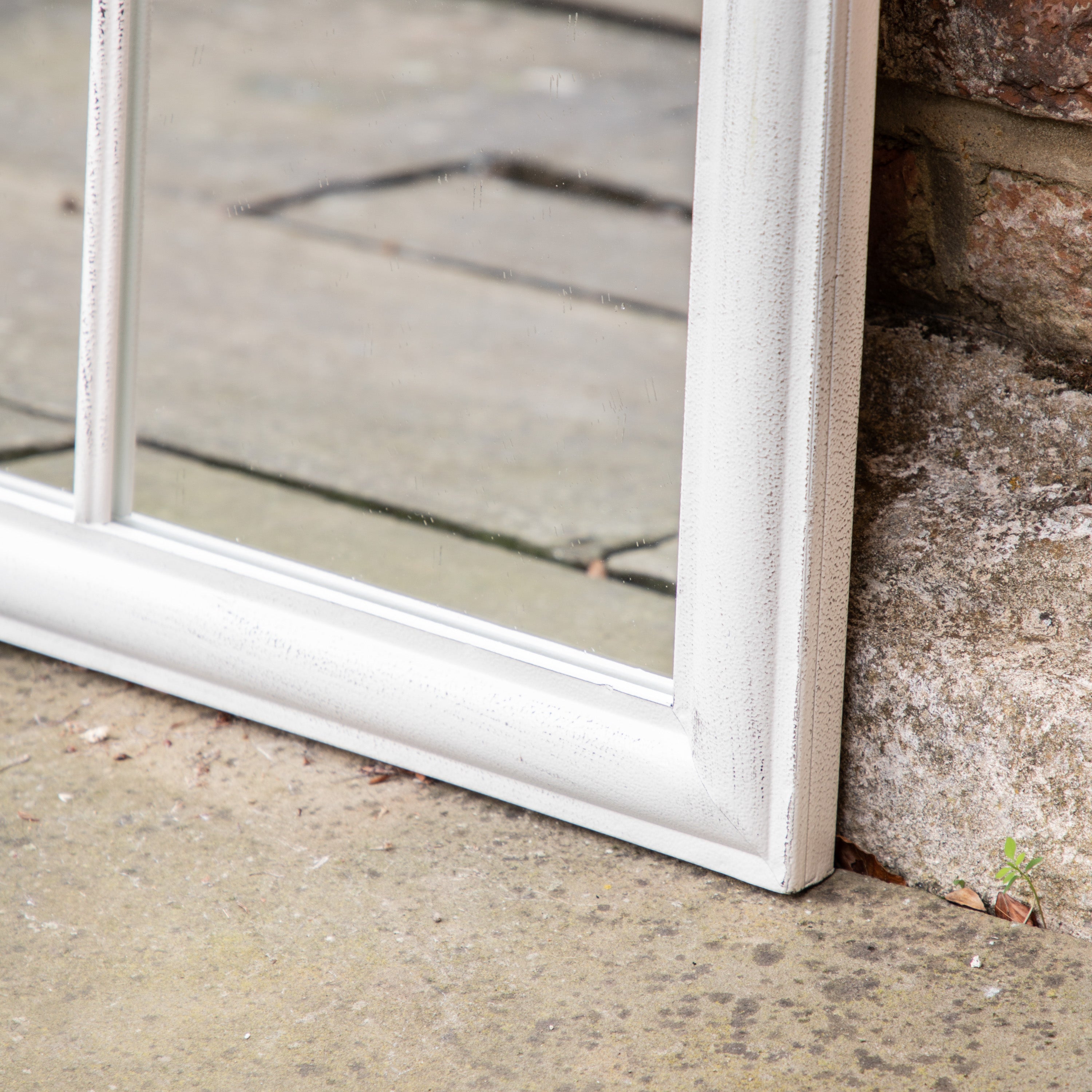 Outdoor White Arch Mirror