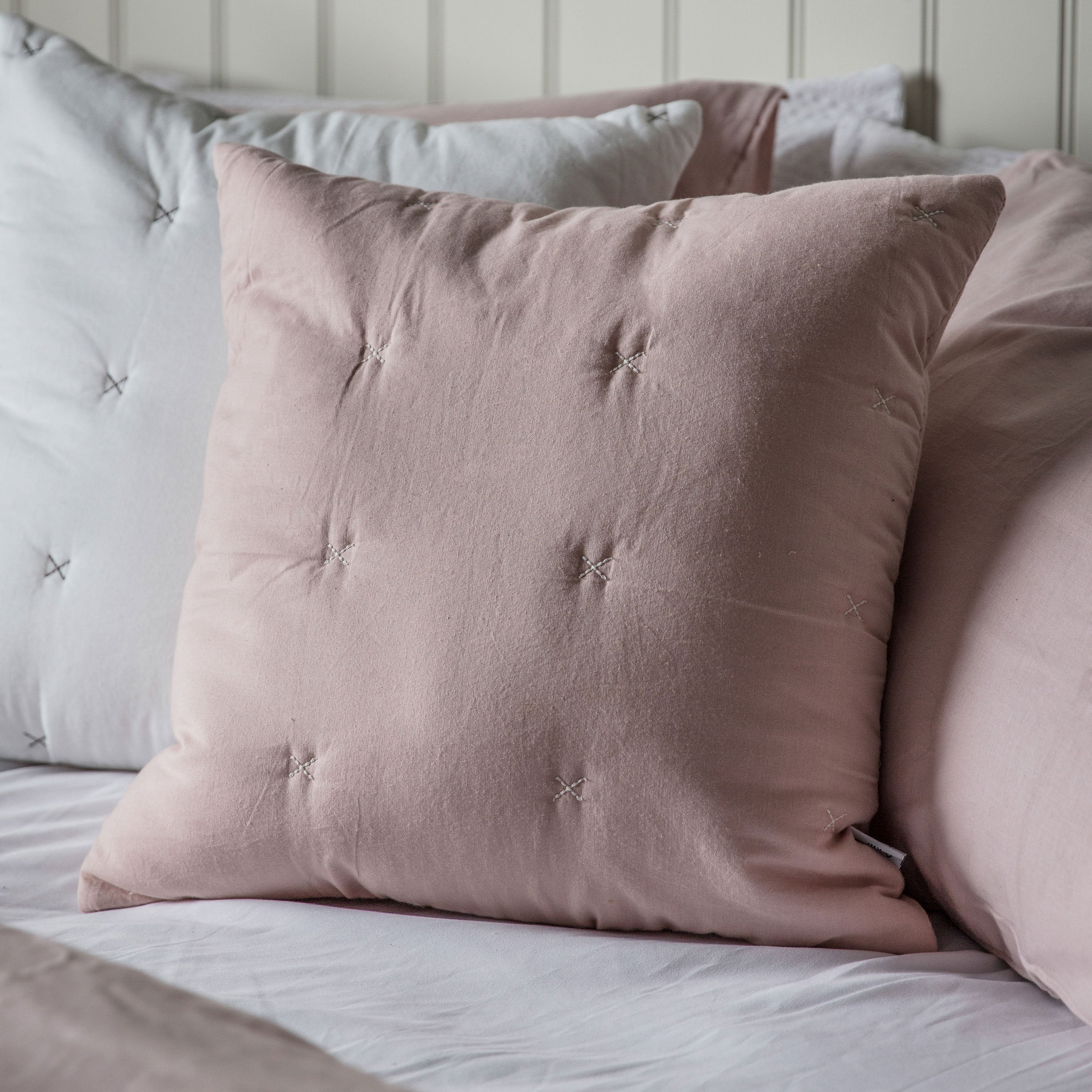 Cotton Stitch Cushion White Blush 450x450mm