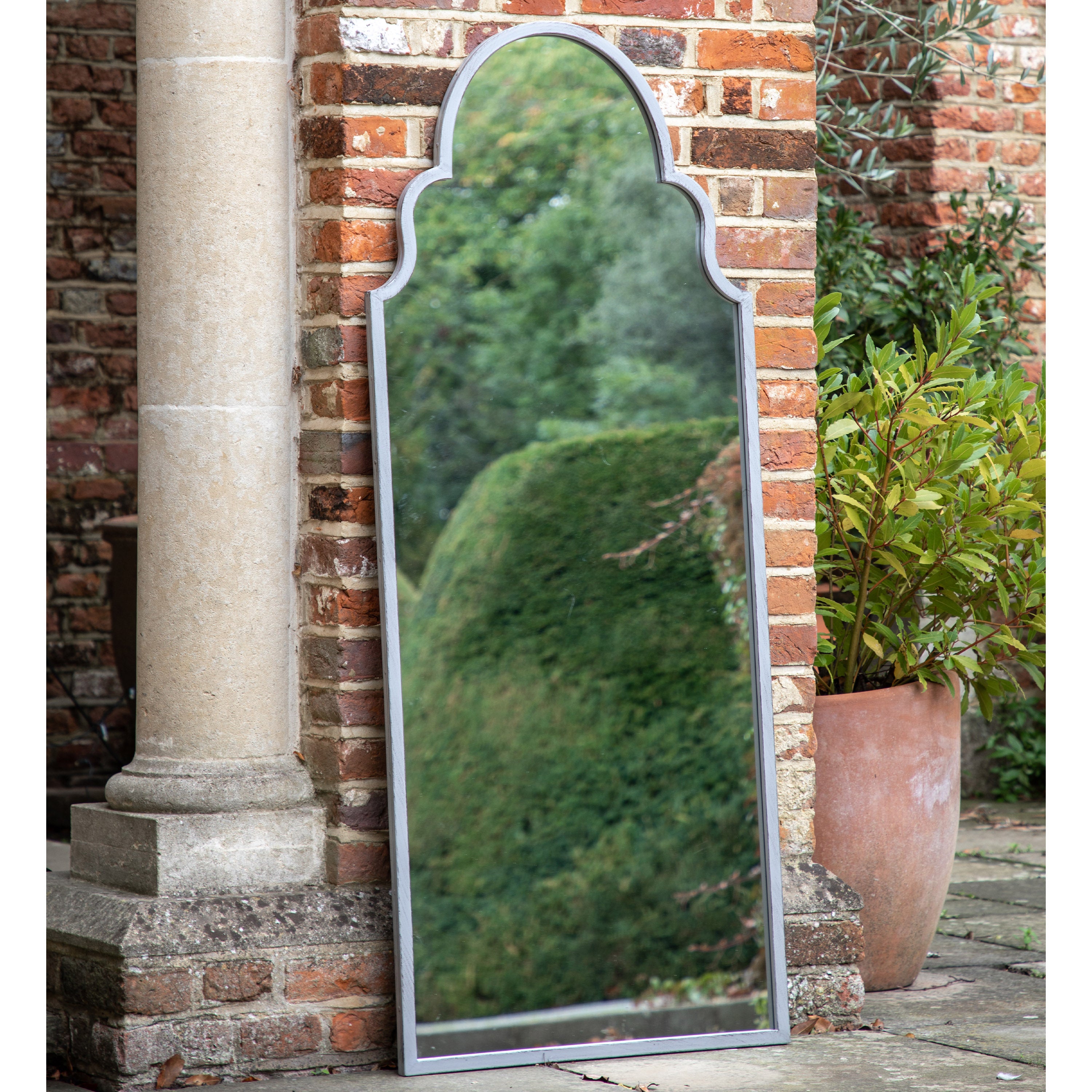 Outdoor Mirror in Vintage Grey