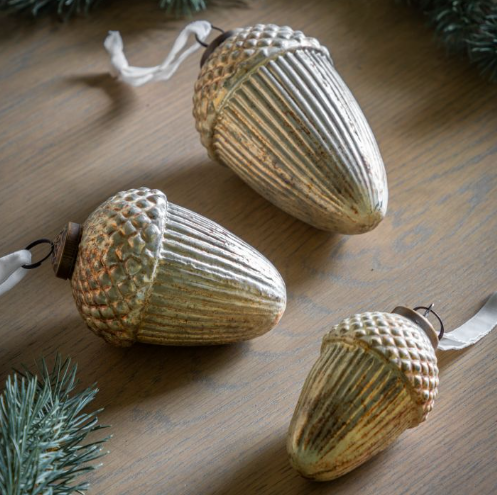 Acorn Bauble Antique Gold (Set of 6) - Large/Medium/Small