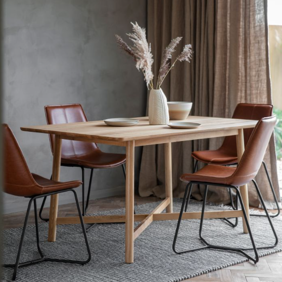 Larkwood Dining Table